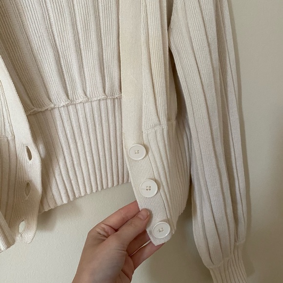 Wilfred Plunge Front Cardigan - Picture 6 of 11